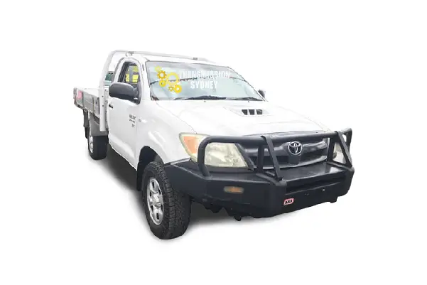 Toyota Hilux Cab Chassis 2005, a vehicle we recondition transmissions for
